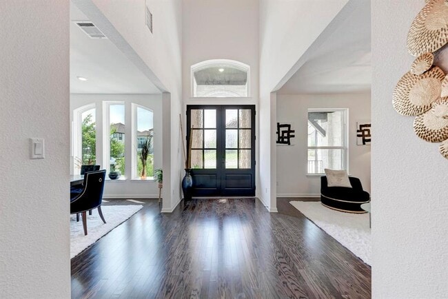 Building Photo - 5028 Olimpico Wy