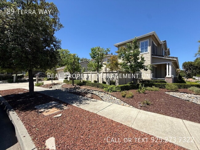 Building Photo - 89 Terra Way