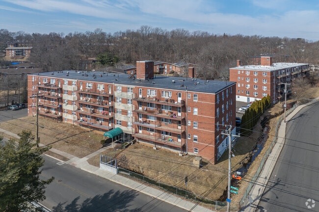 Building Photo - Riveree Apartments