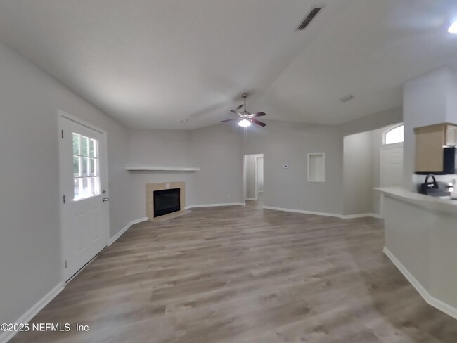 Building Photo - 2024 Farm Way