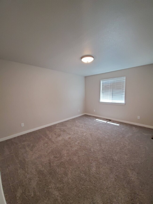 Building Photo - 1721 Westward Cir