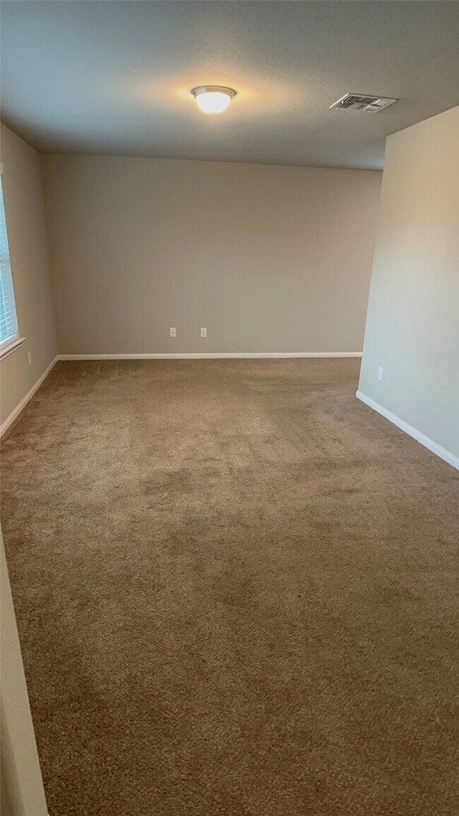 Building Photo - 13238 Enchanted Way Dr