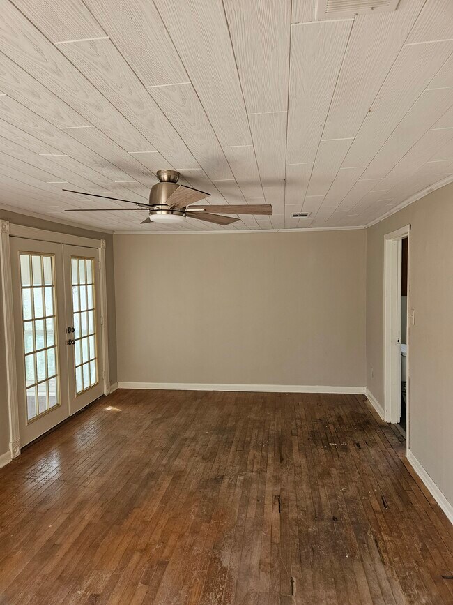 Building Photo - 508 Division