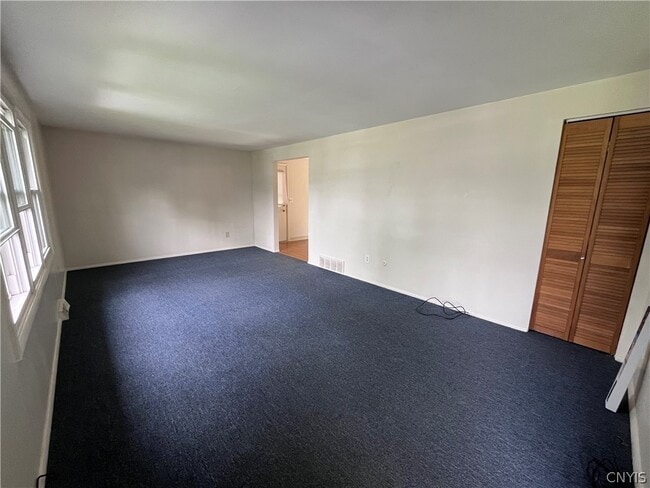 Building Photo - 645 Sunflower Dr