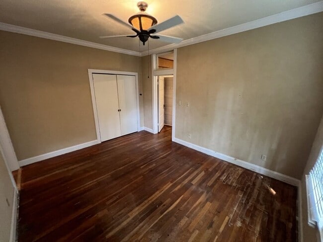 Building Photo - Spacious 5-Bedroom Home in Prime Zachary Location