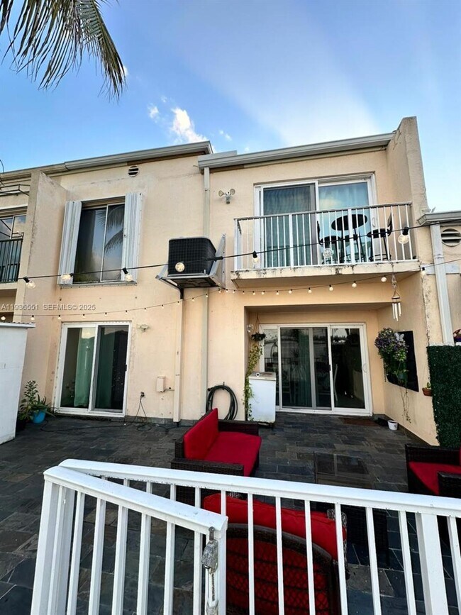 Building Photo - 12531 NW 7th Ln