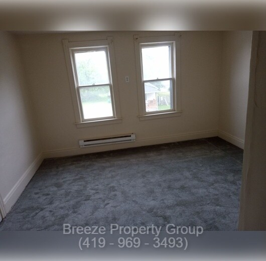 Building Photo - 713 Orchard St