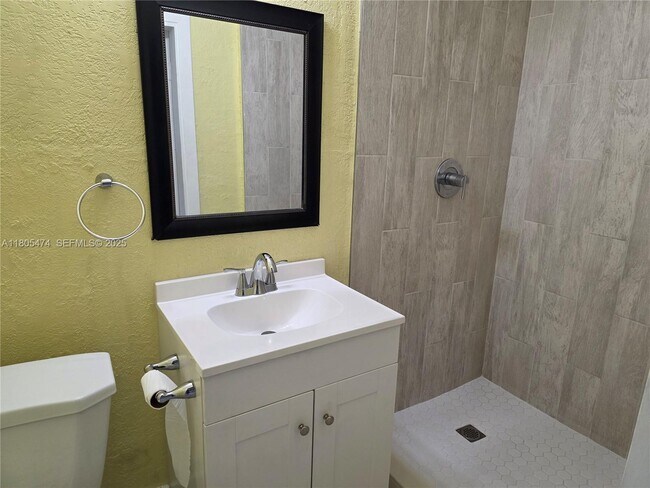 Building Photo - 820 Alabama Ave