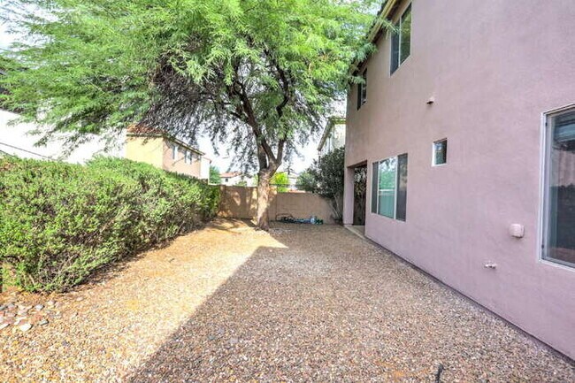 Building Photo - Rancho Sahuarita....$800.00 OFF FIRST FULL MONTH'S RENT!!!