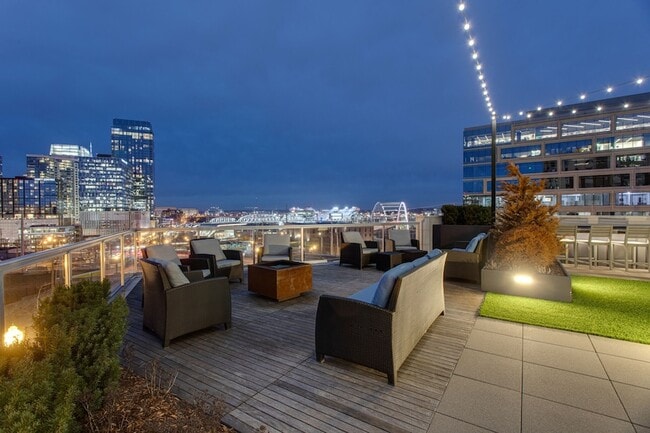 Building Photo - 20 Rutledge St