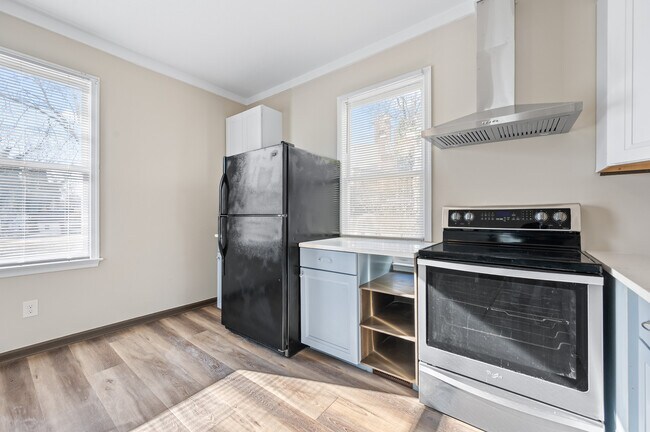 Building Photo - 1015 Cabell St