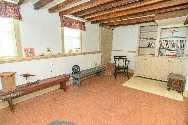 Building Photo - 23613 Front St