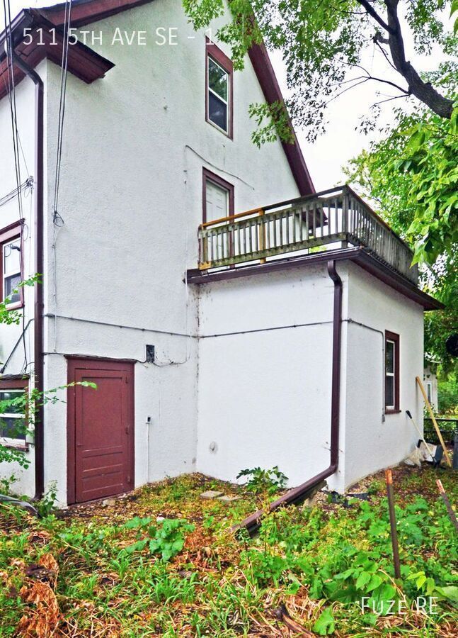 Building Photo - 511 5th Ave SE