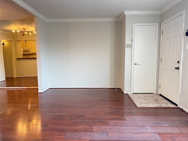 Building Photo - 11550 Chimney Rock Rd