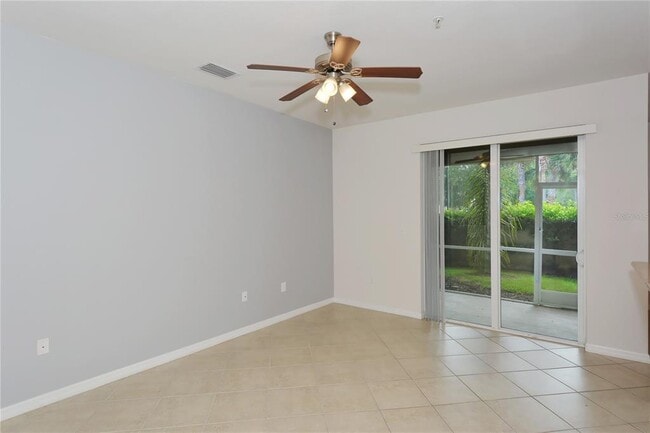 Building Photo - 7930 Moonstone Dr