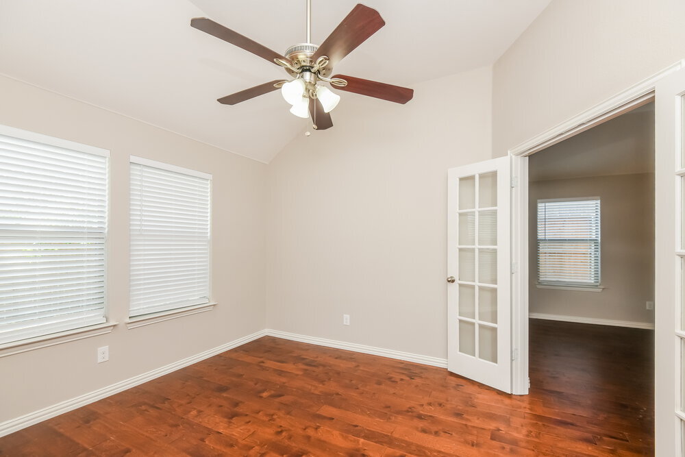 Building Photo - 6300 Chalk Hollow Dr