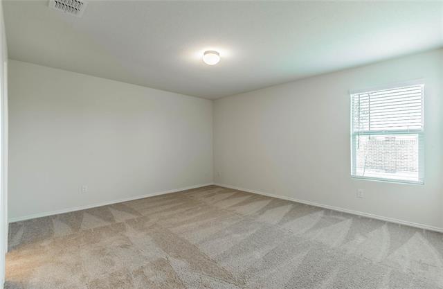 Building Photo - 305 Laurenbrooke Dr