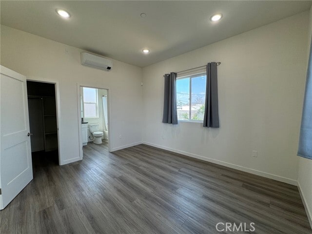 Building Photo - 209 Serrano Ave