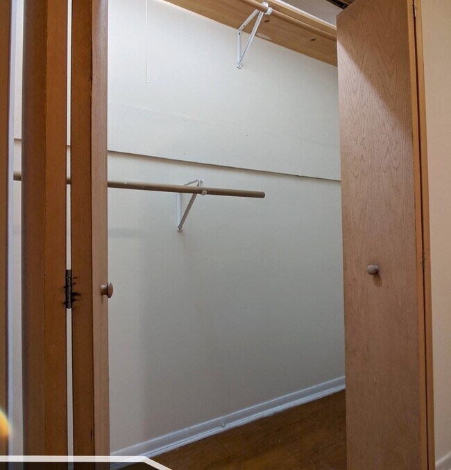 Building Photo - 2323 N Kedzie Blvd