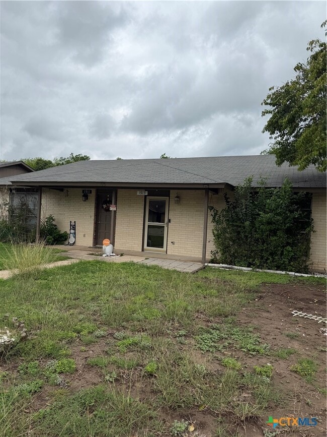 Building Photo - 1513 Shannon Cir