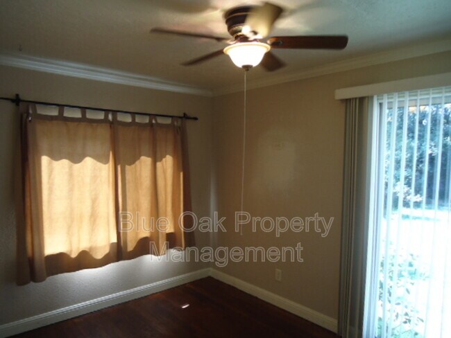 Building Photo - 1705 Arcadian Ave