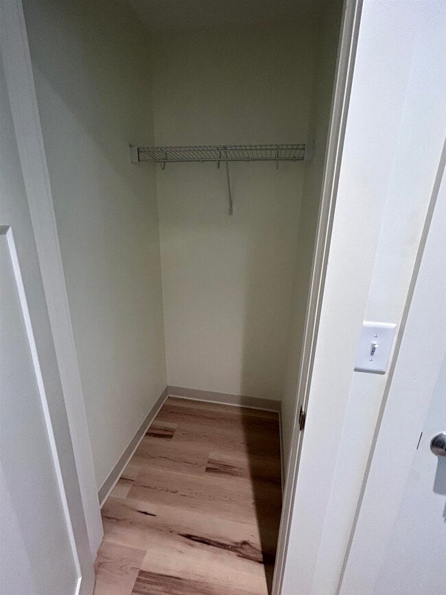 Building Photo - 30 Ladds Ln