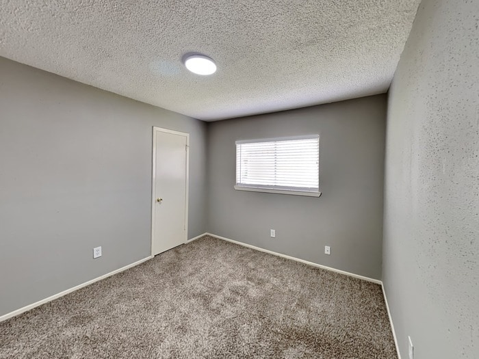 Building Photo - 24030 Griffin House Ln