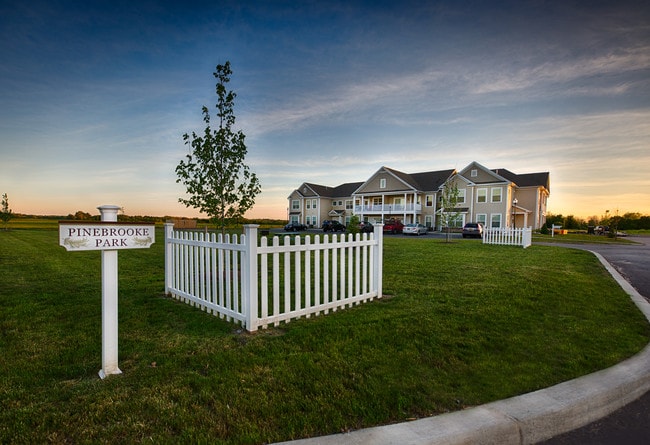 Building Photo - Pinebrooke Apartments