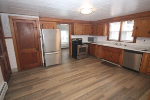 Building Photo - 43 Congregational St