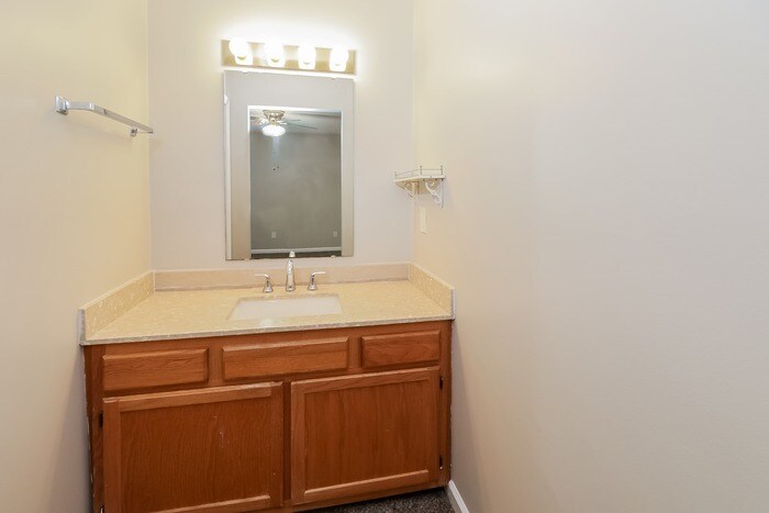 Building Photo - 313 N Crossing Dr