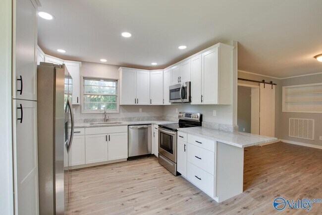 Building Photo - 3803 McEwen Dr NW