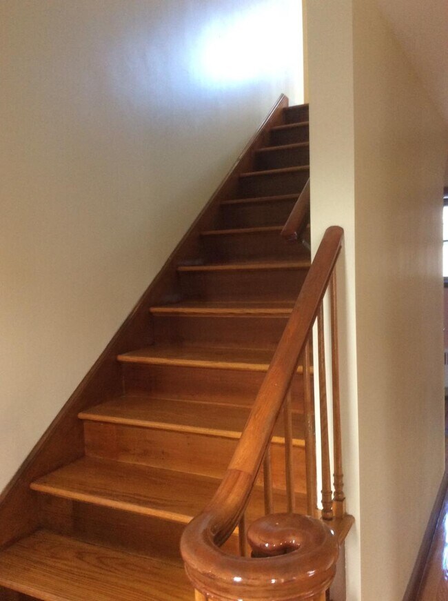 Building Photo - 95 Noble St