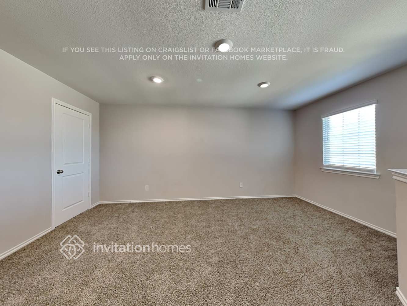 Building Photo - 800 Alton Dr