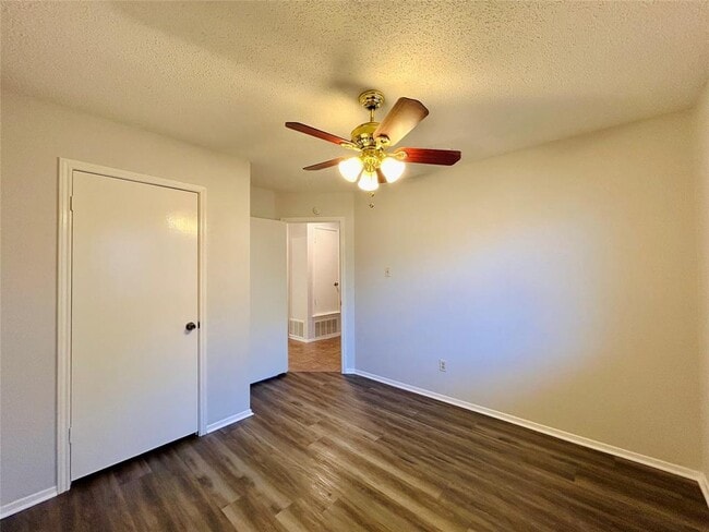 Building Photo - 1709 Morning Quail Dr