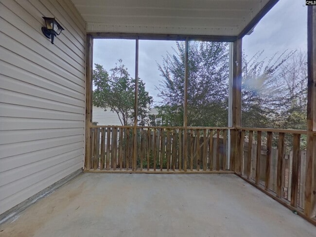 Building Photo - 302 Merchants Dr