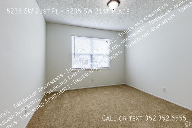 Building Photo - 5235 SW 21st Pl