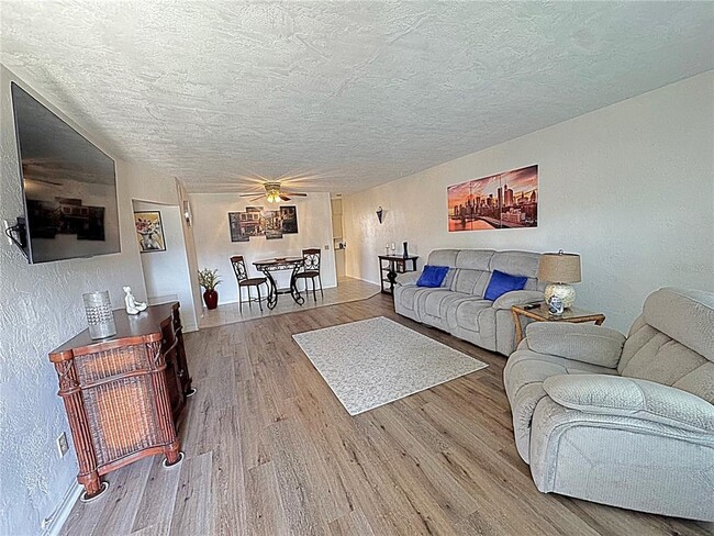 Building Photo - 2001 World Pkwy Blvd