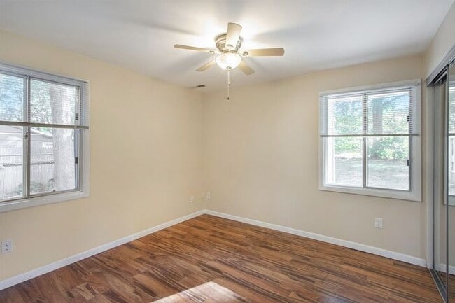 Building Photo - $1660 Contemporary remodeled 3-bedroom, 1-bath single-family ranch