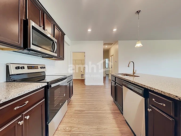 Building Photo - 6463 Winchester Highlands Dr