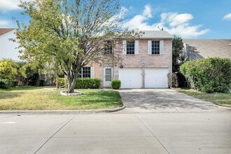 Building Photo - 8105 Flowertree Dr
