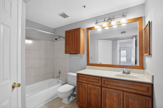 Building Photo - 13564 Lord Sterling Pl