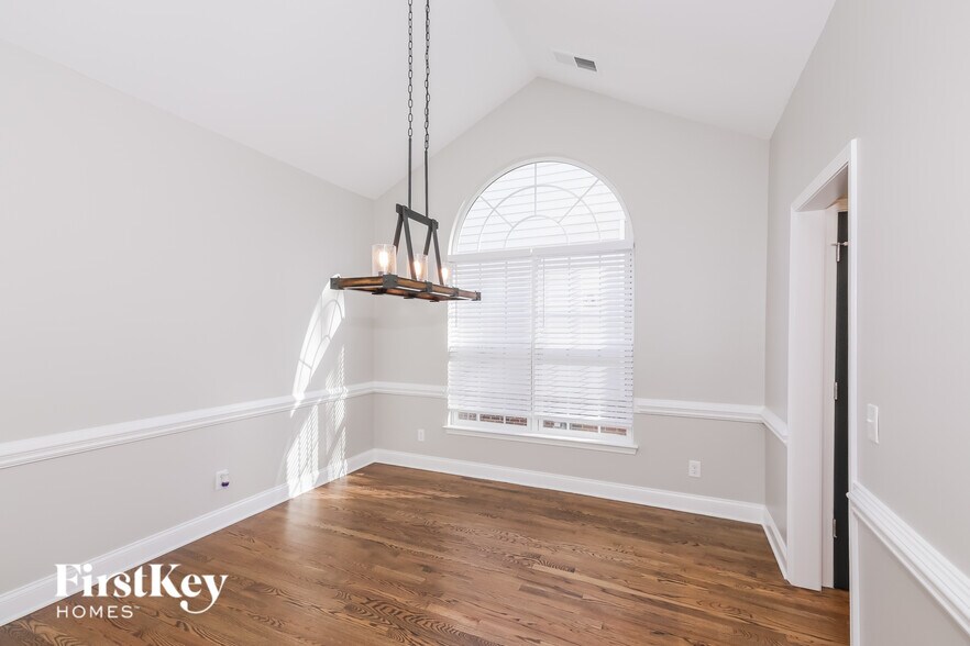 Building Photo - 11718 Kennon Ridge Ln