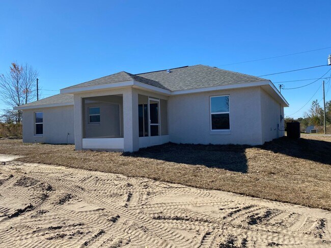 Building Photo - Desirable SW Ocala Neighborhood 3/2/2 *WON'T LAST*