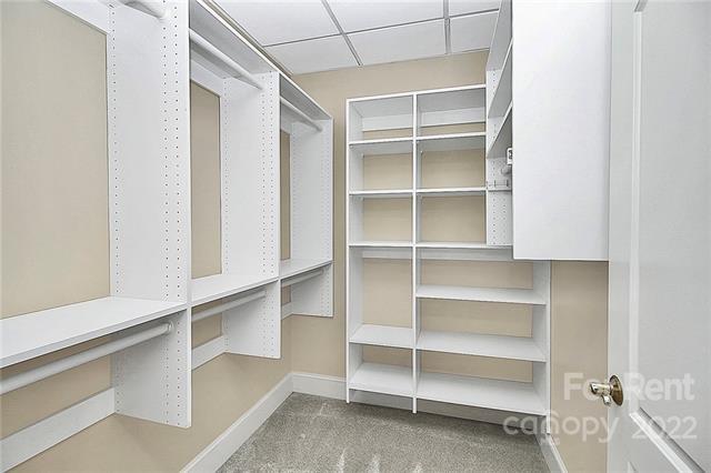 Building Photo - 400 N Church St