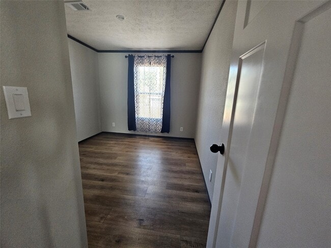 Building Photo - 16854 W Forrestal