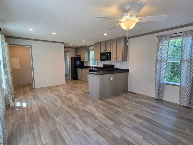 Building Photo - 5791 Portside Ct