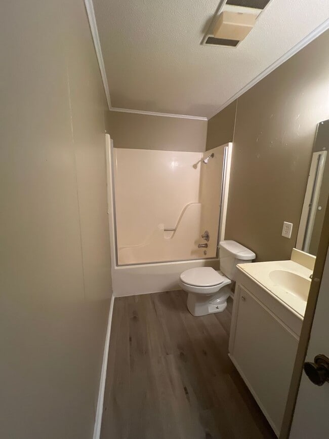 Building Photo - Sulphur- 1 Bedroom 1 Bath Apartment