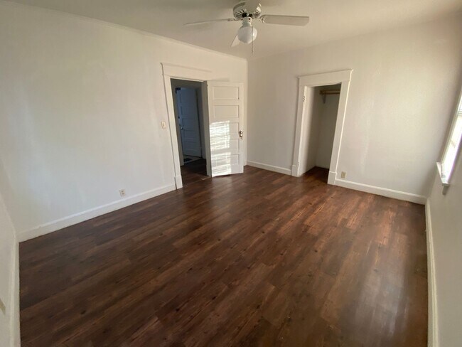 Building Photo - PRE-LEASING