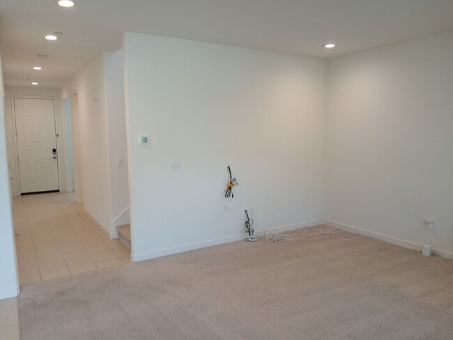 Building Photo - 1284 Warmth Ct