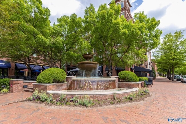 Building Photo - 40 Pine St